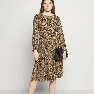 J Crew Long Sleeved Pleated Dress in Leopard